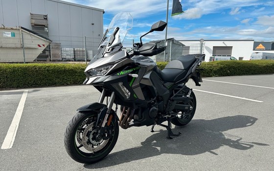 Gebrauchtmotorrad Kawasaki Versys 1100 SE - Bild 3