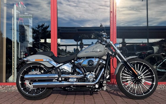 Gebrauchtmotorrad Harley-Davidson Softail Breakout 117 - Bild 4