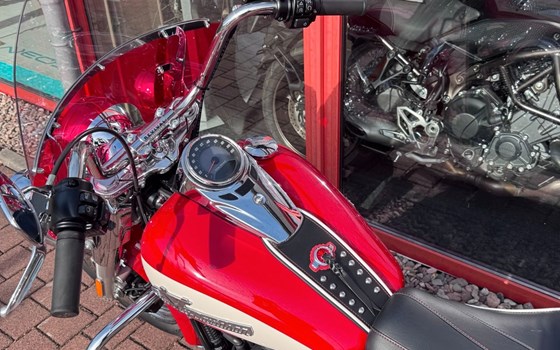 Gebrauchtmotorrad Harley-Davidson Hydra Glide Revival - Bild 15