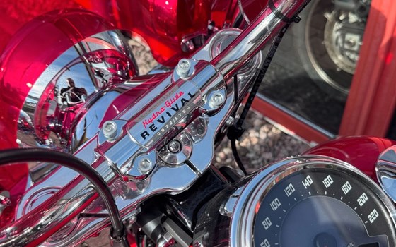 Gebrauchtmotorrad Harley-Davidson Hydra Glide Revival - Bild 16