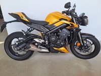 Gebrauchtmotorrad Triumph Street Triple RS