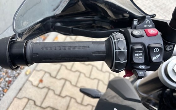 Gebrauchtmotorrad BMW F 900 R - Bild 6