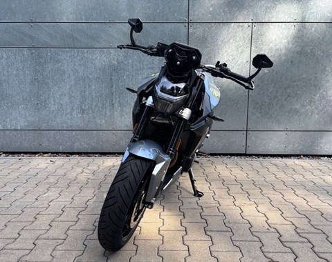 zum Vergrössern bitte anklicken!