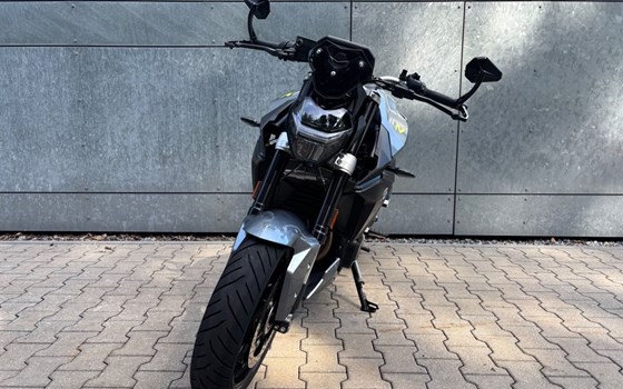 Gebrauchtmotorrad BMW F 900 R - Bild 6