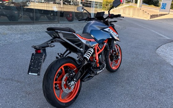 Neufahrzeug KTM 390 Duke - Bild 7