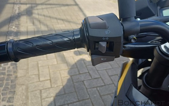 Neufahrzeug Aprilia Tuono 125 - Bild 13