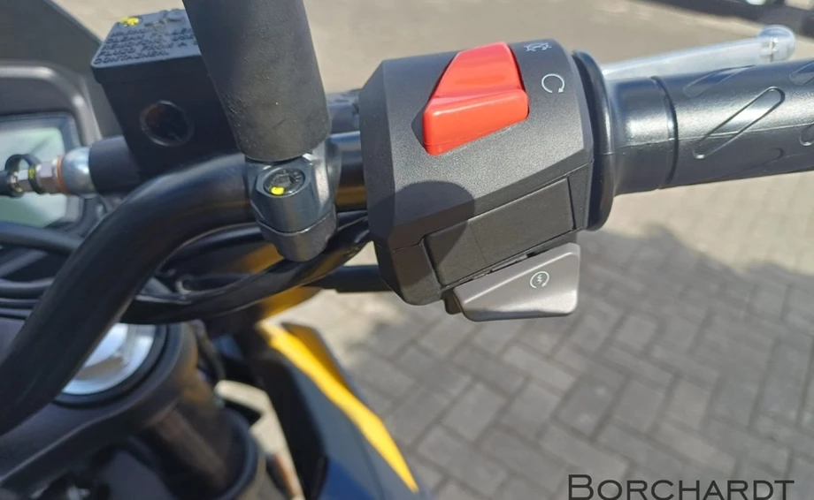 Angebot Aprilia Tuono 125 Bild 15: Angebot Aprilia Tuono 125