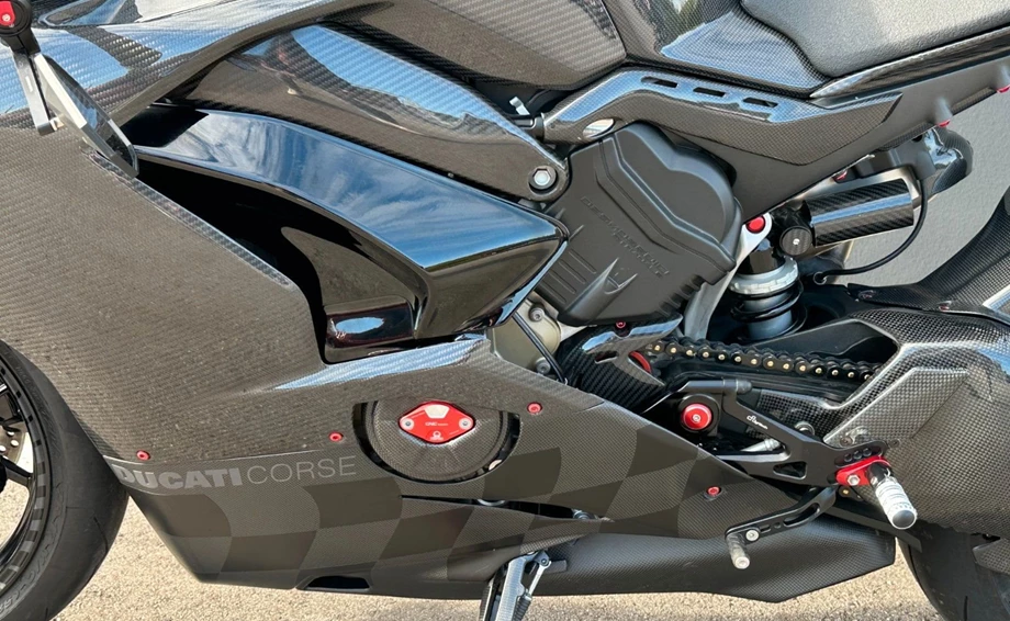 Angebot Ducati Panigale V4 Bild 16: Angebot Ducati Panigale V4