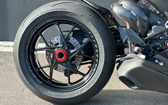 Gebrauchtmotorrad Ducati Panigale V4 - Bild 22