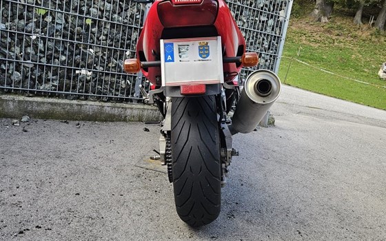 Gebrauchtmotorrad Yamaha YZF 1000 R Thunderace - Bild 4 Gebrauchtmotorrad Yamaha YZF 1000 R Thunderace - Bild 4