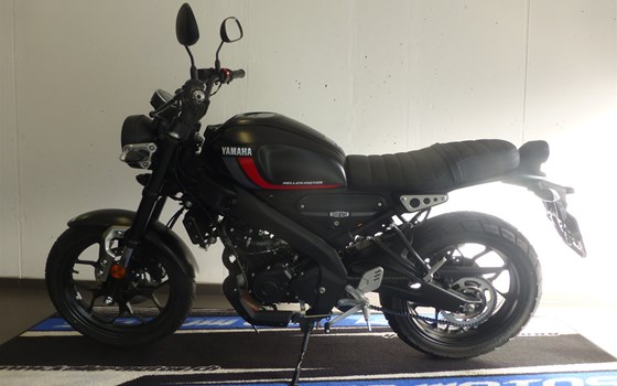 Motorrad Occasion Yamaha XSR125 - Bild 2