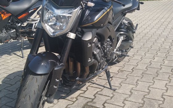 Gebrauchtmotorrad Yamaha FZ1 - Bild 5 Gebrauchtmotorrad Yamaha FZ1 - Bild 5