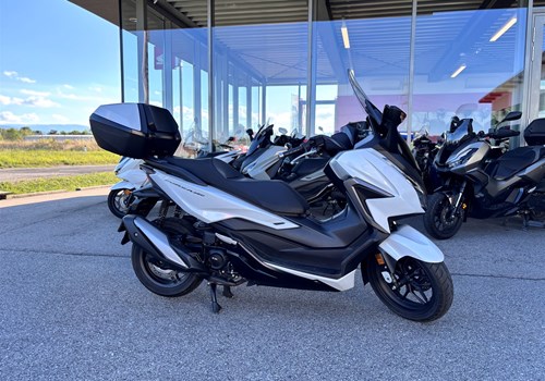 Honda Forza 350