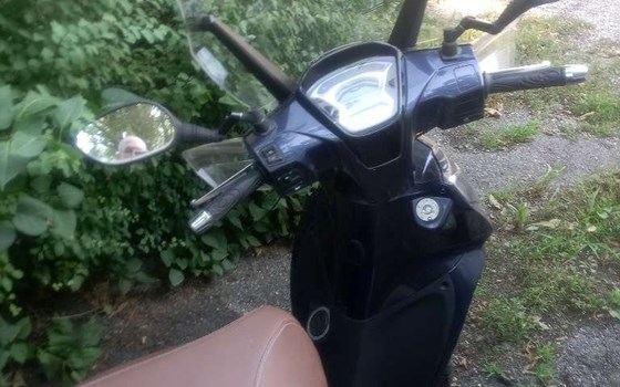 Gebrauchtmotorrad Kymco New People S 125i ABS - Bild 2 Gebrauchtmotorrad Kymco New People S 125i ABS - Bild 2