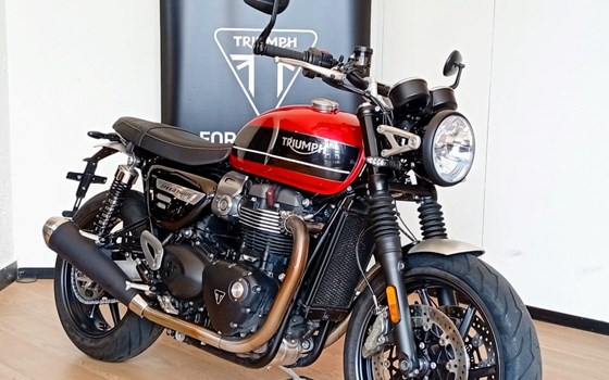 Gebrauchtmotorrad Triumph Speed Twin 1200 - Bild 1