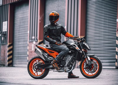 NEUFAHRZEUG KTM 890 Duke GP
