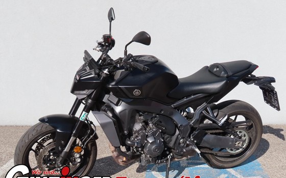 Gebrauchtmotorrad Yamaha MT-09 Y-AMT - Bild 2 Gebrauchtmotorrad Yamaha MT-09 Y-AMT - Bild 2
