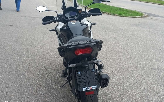 Gebrauchtmotorrad Kawasaki Versys 1100 SE - Bild 2 Gebrauchtmotorrad Kawasaki Versys 1100 SE - Bild 2