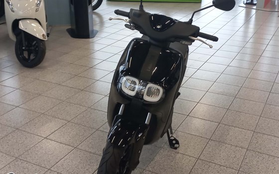 Gebrauchtmotorrad Yamaha NEOs 50 - Bild 4 Gebrauchtmotorrad Yamaha NEOs 50 - Bild 4
