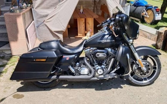 Gebrauchtmotorrad Harley-Davidson Touring Street Glide Special FLHXS - Bild 1 Gebrauchtmotorrad Harley-Davidson Touring Street Glide Special FLHXS - Bild 1
