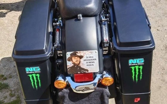 Gebrauchtmotorrad Harley-Davidson Touring Street Glide Special FLHXS - Bild 4 Gebrauchtmotorrad Harley-Davidson Touring Street Glide Special FLHXS - Bild 4