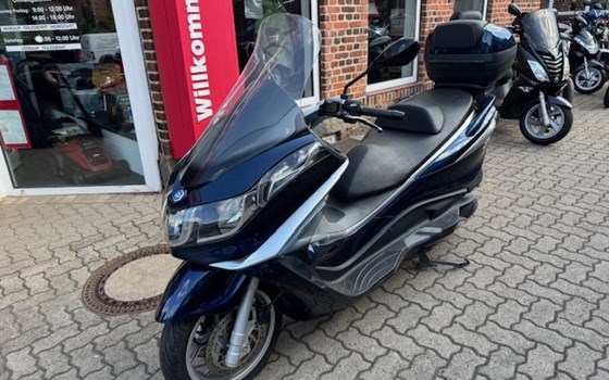 Gebrauchtmotorrad Piaggio X10 350 i.e. - Bild 1