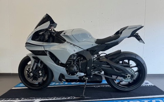 Neufahrzeug Yamaha R1 - Bild 2