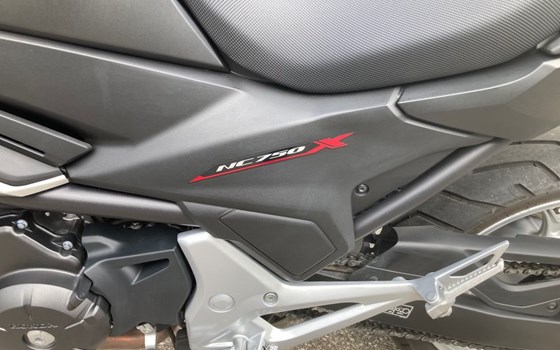 Gebrauchtmotorrad Honda NC750X - Bild 5 Gebrauchtmotorrad Honda NC750X - Bild 5