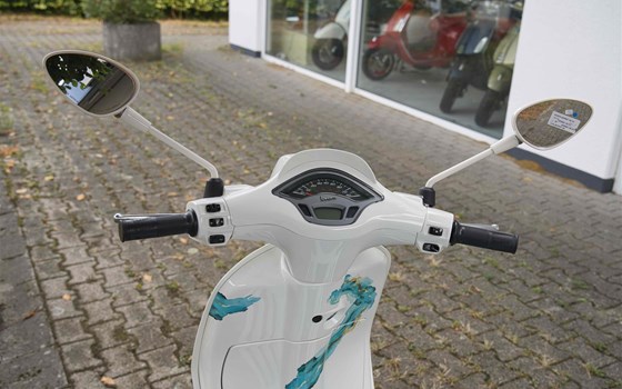 Neufahrzeug Vespa Sprint 50 - Bild 8
