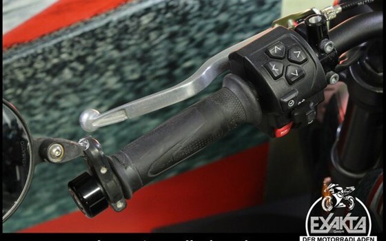 Gebrauchtmotorrad Triumph Trident 660 - Bild 16