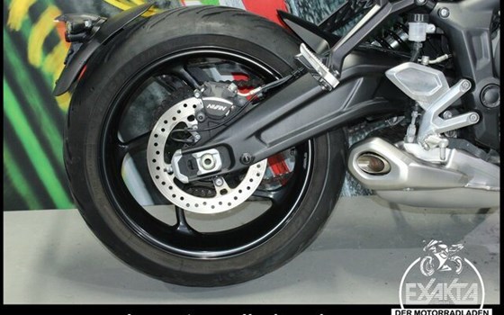 Gebrauchtmotorrad Triumph Trident 660 - Bild 19