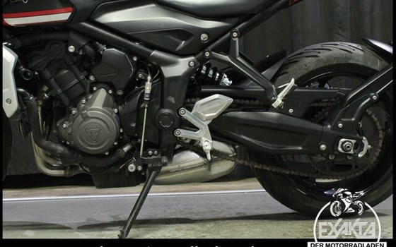 Gebrauchtmotorrad Triumph Trident 660 - Bild 23