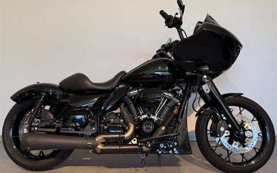 Gebrauchtmotorrad Harley-Davidson Touring Road Glide Special FLTRXS - Bild 6 Gebrauchtmotorrad Harley-Davidson Touring Road Glide Special FLTRXS - Bild 6