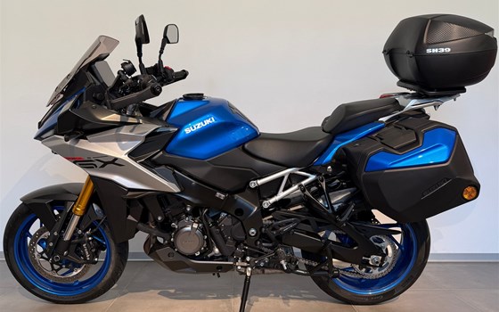 Gebrauchtmotorrad Suzuki GSX-S1000GX - Bild 2 Gebrauchtmotorrad Suzuki GSX-S1000GX - Bild 2