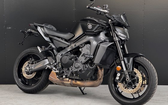 Gebrauchtmotorrad Yamaha MT-09 - Bild 1