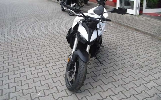 Neufahrzeug Honda CB 1000 R - Bild 3