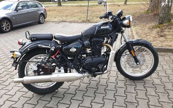 Gebrauchtmotorrad Benelli Imperiale 400 - Bild 2