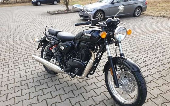 Gebrauchtmotorrad Benelli Imperiale 400 - Bild 4