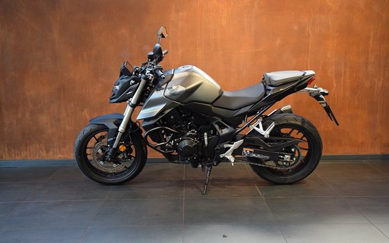 Gebrauchtmotorrad Honda CB750 Hornet - Bild 4