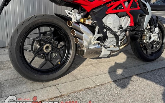Gebrauchtmotorrad MV Agusta Brutale 800 - Bild 10 Gebrauchtmotorrad MV Agusta Brutale 800 - Bild 10