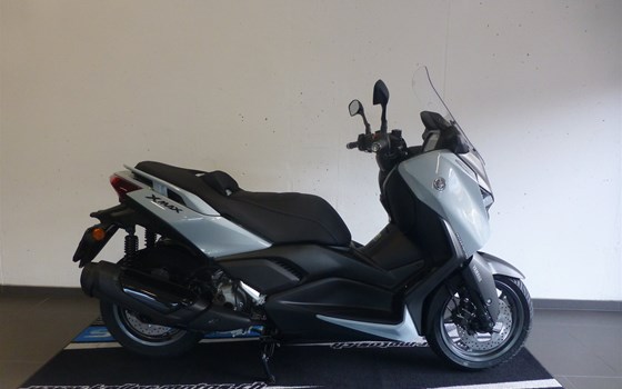 Neufahrzeug Yamaha XMAX 300 Tech MAX+ - Bild 1