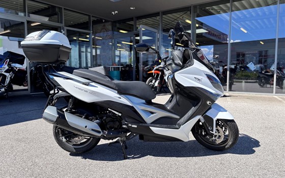 Gebrauchtmotorrad Kymco Xciting 400i ABS - Bild 1 Gebrauchtmotorrad Kymco Xciting 400i ABS - Bild 1