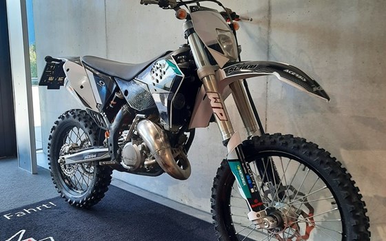 Gebrauchtmotorrad KTM 125 EXC - Bild 4 Gebrauchtmotorrad KTM 125 EXC - Bild 4
