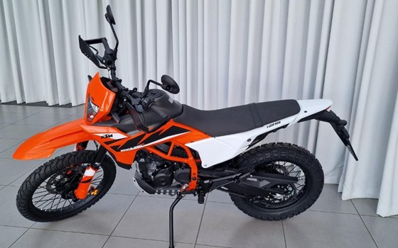 Neufahrzeug KTM 125 Enduro R - Bild 3 Neufahrzeug KTM 125 Enduro R - Bild 3