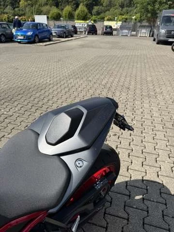 Angebot Suzuki GSX-8S Bild 6: Angebot Suzuki GSX-8S