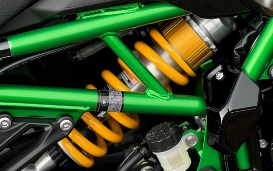 Neufahrzeug Kawasaki Z900 SE - Bild 7