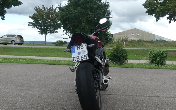 Gebrauchtmotorrad Honda CB650R E-Clutch - Bild 7