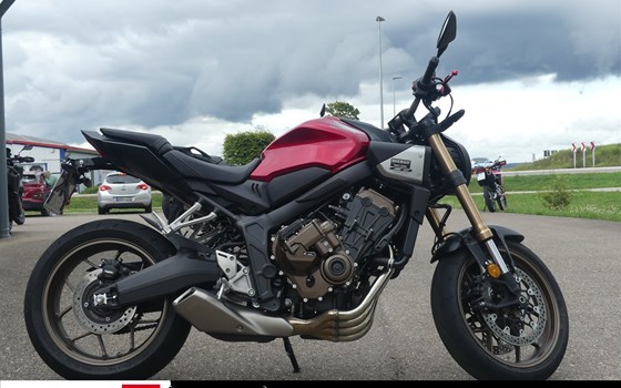 Gebrauchtmotorrad Honda CB650R E-Clutch - Bild 1