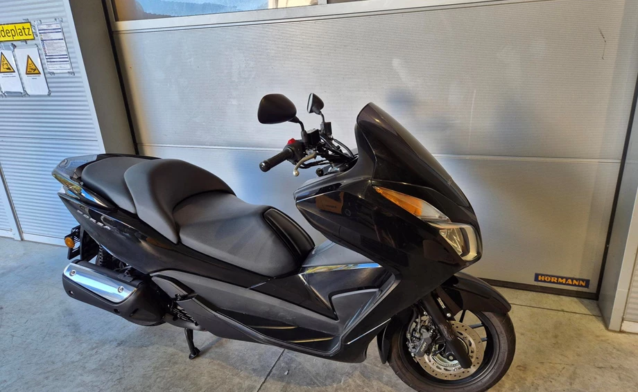 Angebot Honda Forza 300 Bild 2: Angebot Honda Forza 300
