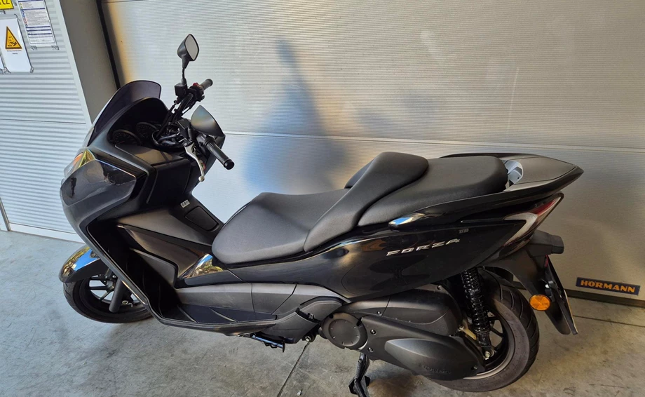 Angebot Honda Forza 300 Bild 7: Angebot Honda Forza 300
